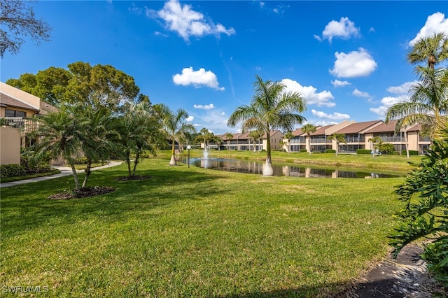 view of yard featuring a water view