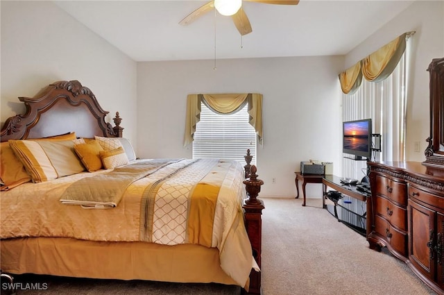 bedroom featuring carpet floors and ceiling fan