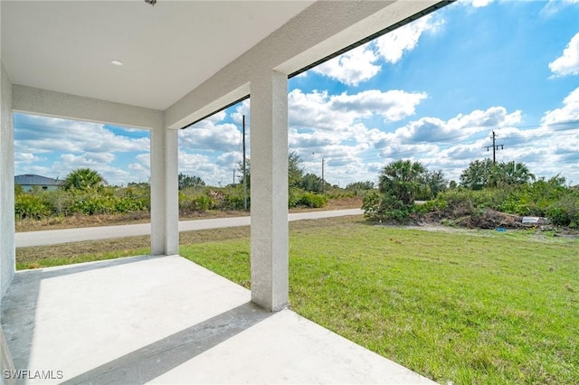 view of yard with a patio