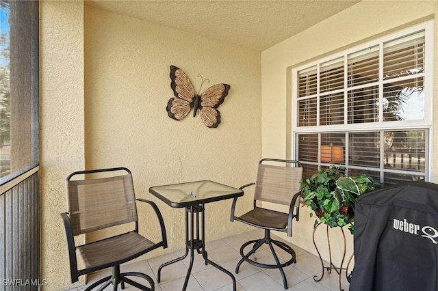 balcony featuring a grill