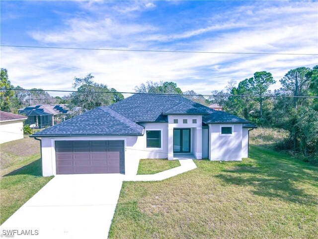 view of front of home with a front yard