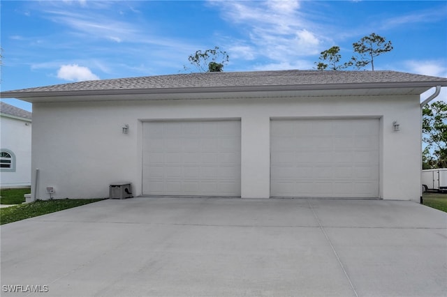 view of detached garage