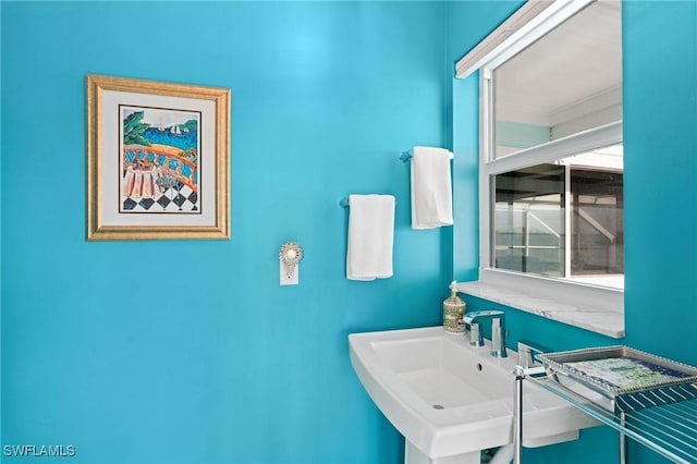 291 Flamingo St, Fort Myers Beach, FL 33931 - bathroom with a sink