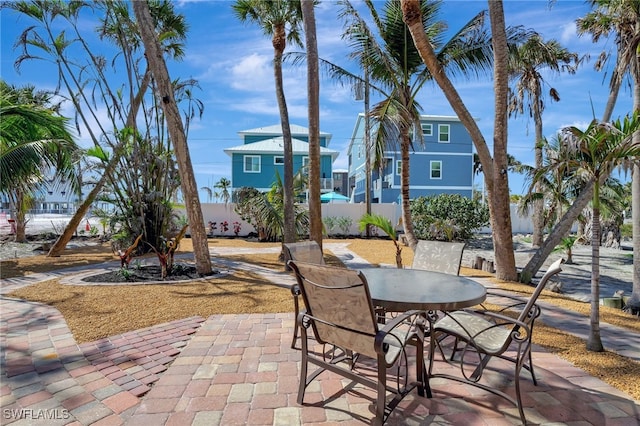5370/5372 Palmetto St, Fort Myers Beach, FL 33931 - view of patio featuring outdoor dining space