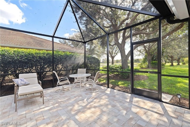 view of unfurnished sunroom