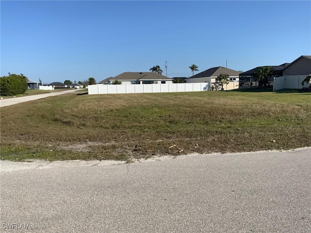 Listing photo 2 for 2539 NW 6th Ter, Cape Coral FL 33993