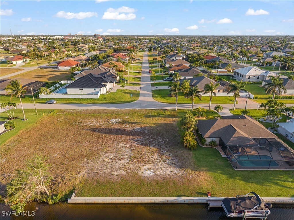 2337 SW 28th Ter, Cape Coral, FL 33914