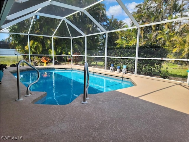 401 SE 8th Ter, Cape Coral, FL 33990 - outdoor pool with a patio and a lanai