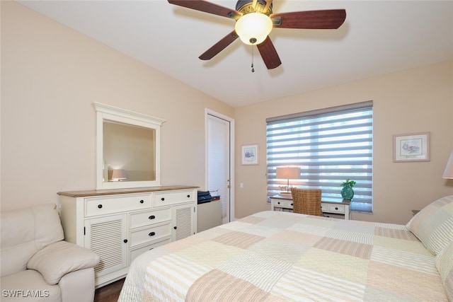 bedroom with ceiling fan