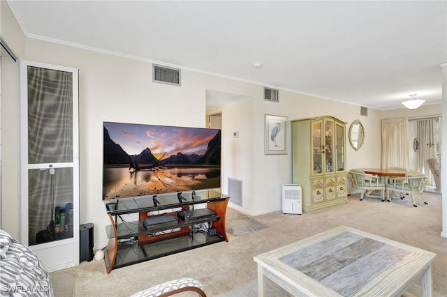 living room featuring crown molding and carpet