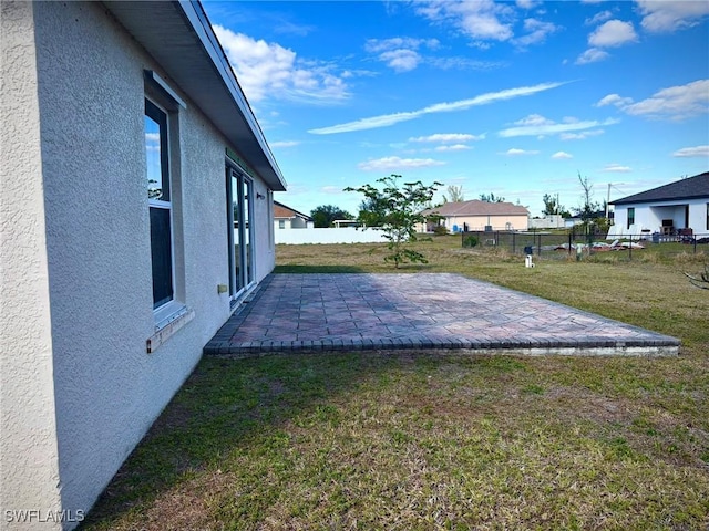 view of yard with a patio