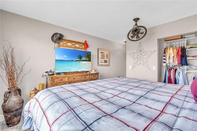 bedroom featuring a closet