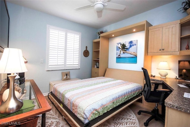 bedroom featuring ceiling fan