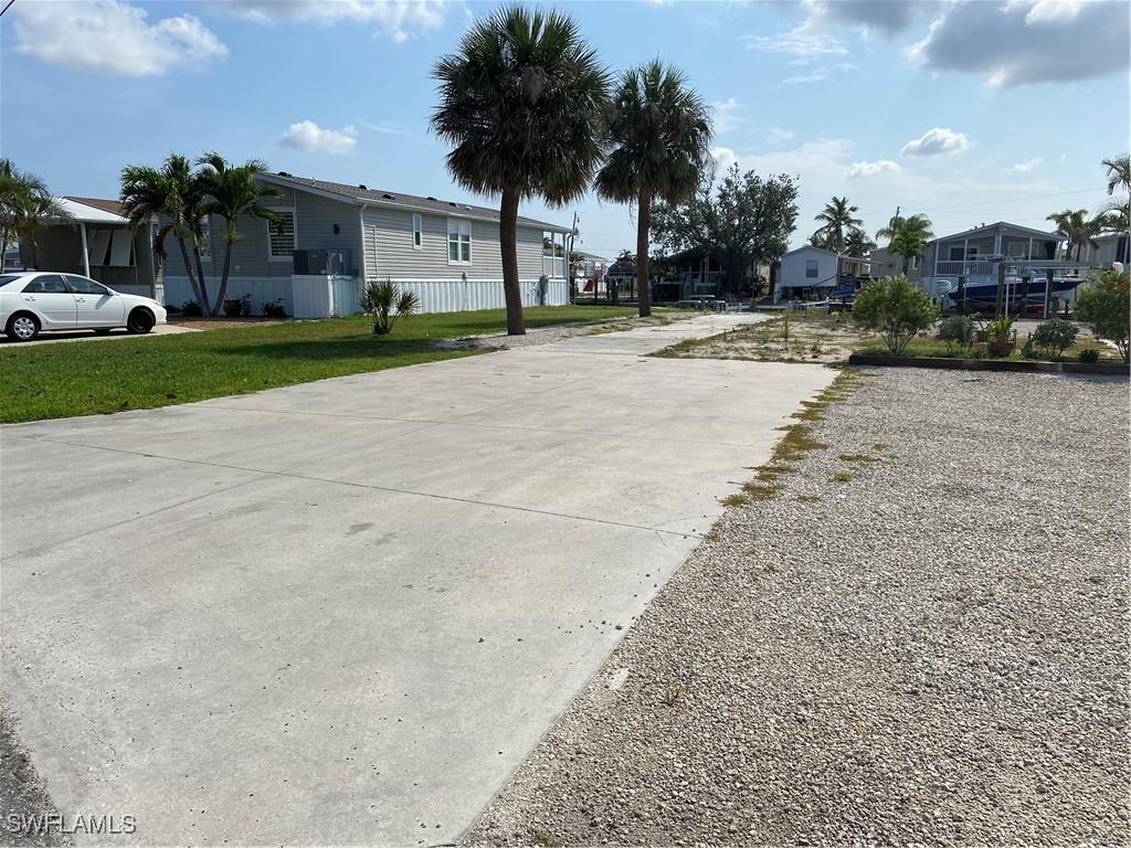 32 Nancy Ln, Fort Myers Beach, FL 33931