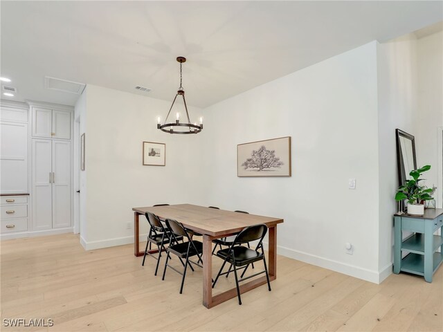 8850 Springwood Ct, Bonita Springs, FL 34135 - dining space featuring light wood finished floors, baseboards, and visible vents