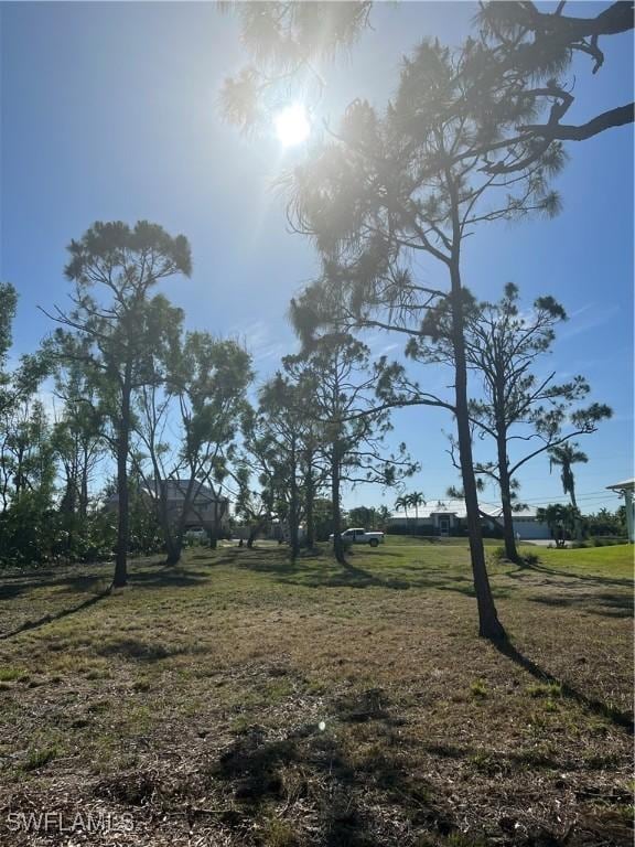 Listing photo 2 for 11638 Oakland Dr, Bokeelia FL 33922