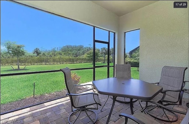 view of sunroom / solarium