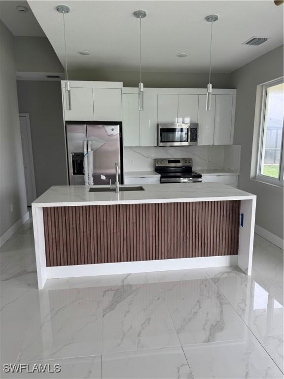 2507 30th St SW, Lehigh Acres, FL 33976
