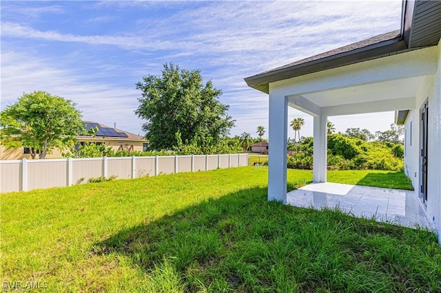 view of yard with a patio