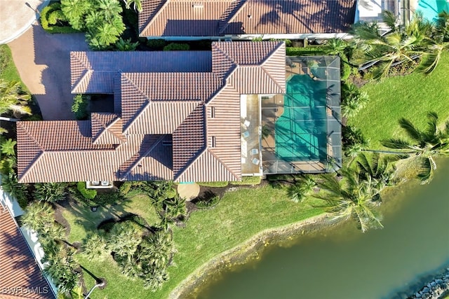 bird's eye view with a water view