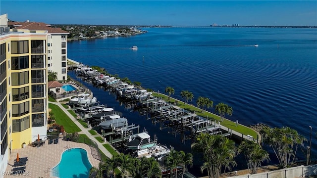 bird's eye view with a water view