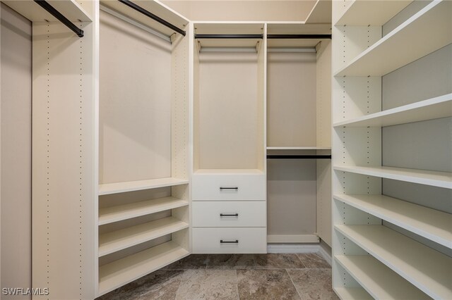 2534 Verdmont Ct, Cape Coral, FL 33991 - view of walk in closet