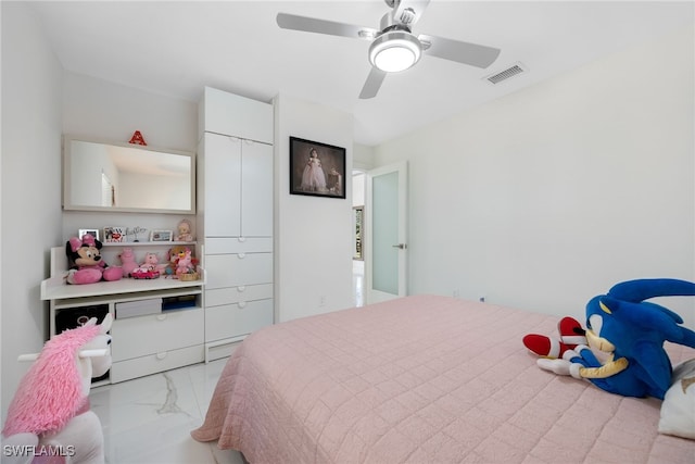 bedroom featuring a closet and ceiling fan