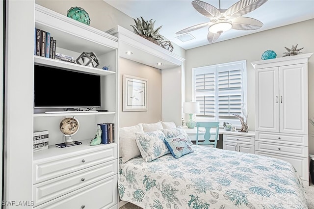 bedroom featuring ceiling fan