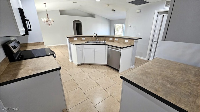 kitchen with pendant lighting, sink, white cabinetry, a kitchen island with sink, and stainless steel appliances