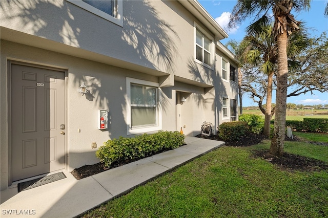 exterior space featuring a yard