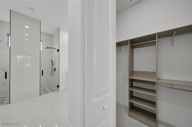2125 Trafalgar Pkwy, Cape Coral, FL 33991 - view of spacious closet