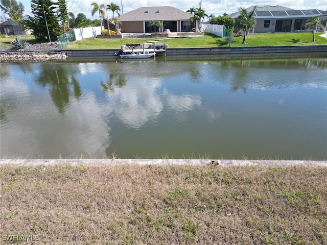 Listing photo 2 for 2927 SW 5th Ave, Cape Coral FL 33914