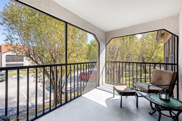 view of sunroom / solarium