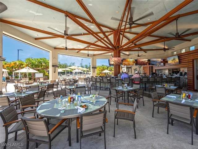 dining space with ceiling fan