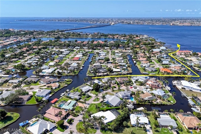 bird's eye view featuring a water view