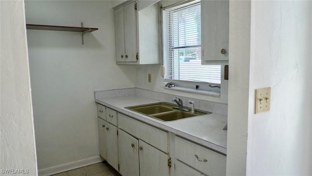 kitchen featuring sink