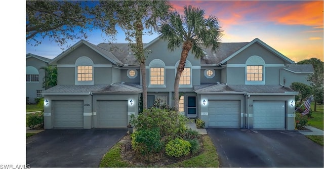 view of front facade featuring a garage