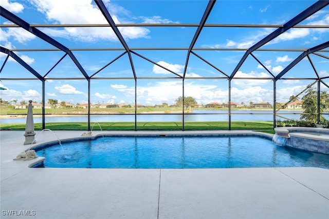 view of swimming pool featuring an in ground hot tub, pool water feature, a water view, and glass enclosure