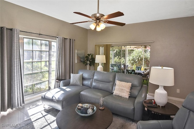 4 Park Lane Cir, Lehigh Acres, FL 33936 - living room featuring a ceiling fan
