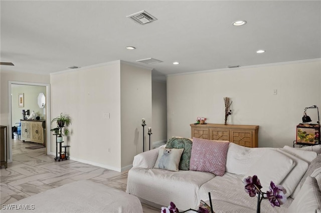 4071 E River Dr, Fort Myers, FL 33916 - living room with crown molding