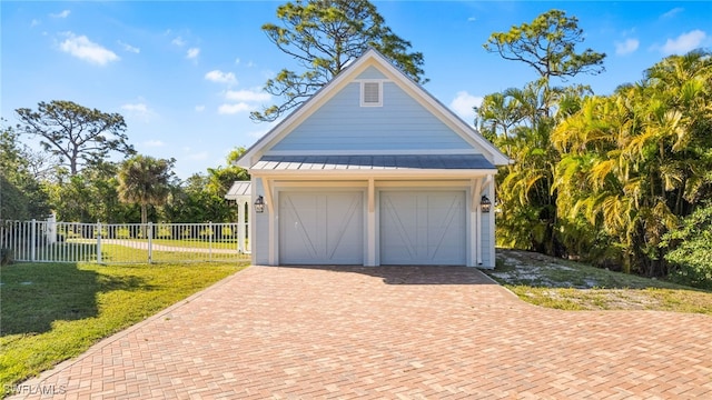 detached garage with fence