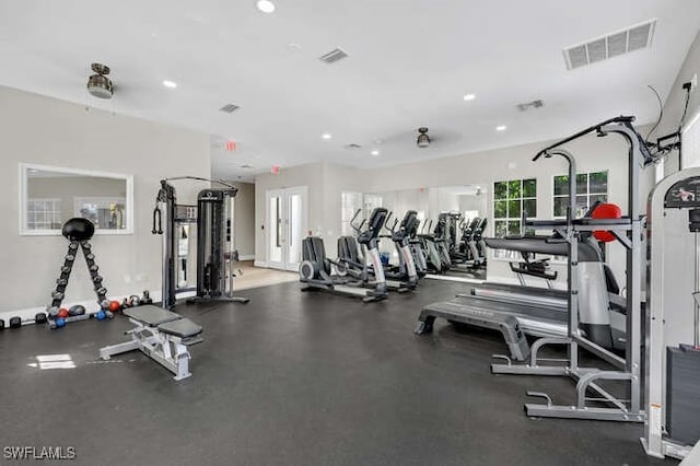 gym featuring visible vents, recessed lighting, and baseboards