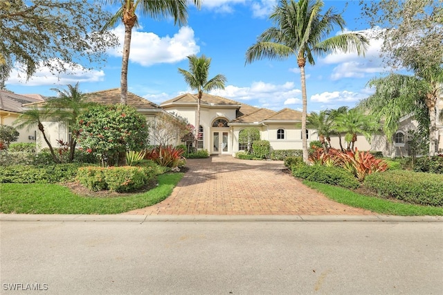 view of mediterranean / spanish-style house