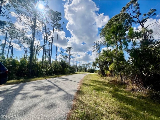 Listing photo 2 for Pinewood St, North Port FL 34288