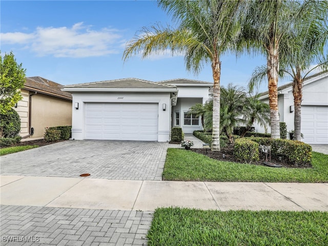 view of front of house featuring a garage