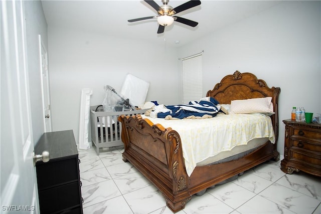 bedroom with ceiling fan