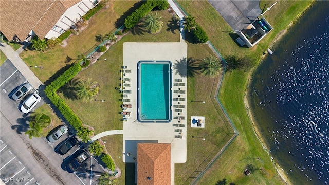 bird's eye view featuring a water view