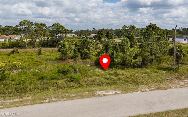 Listing photo 3 for 637 Hutton St, Lehigh Acres FL 33974