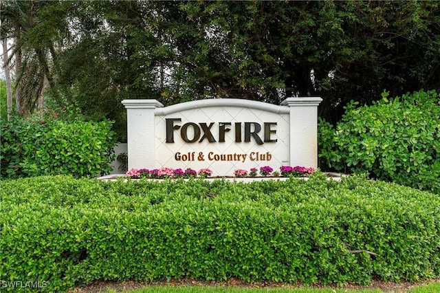 5548 Foxhunt Way, Naples, FL 34104 - view of community sign