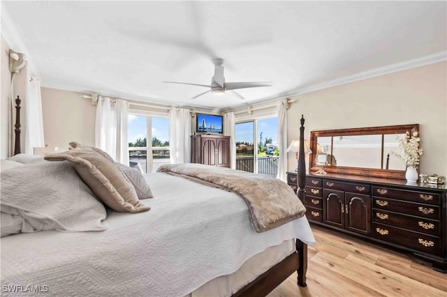 bedroom with light wood-style floors, access to outside, ornamental molding, and a ceiling fan